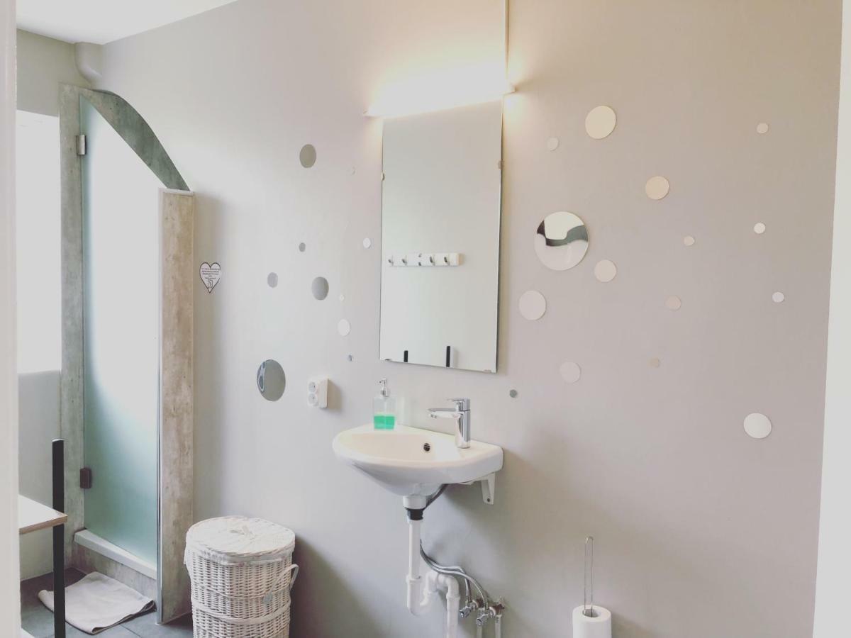 Akureyri Central Rooms ภายนอก รูปภาพ